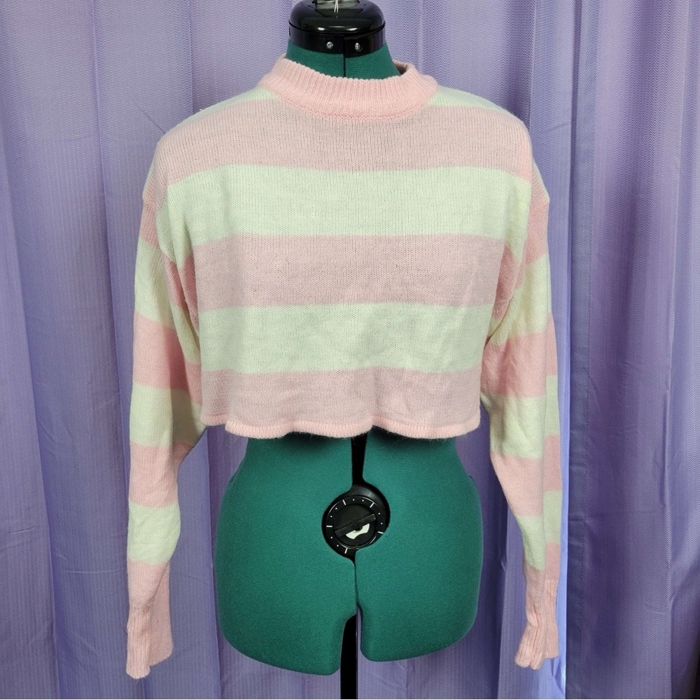 Streetwear Society Loose Fit Cropped Sweater
